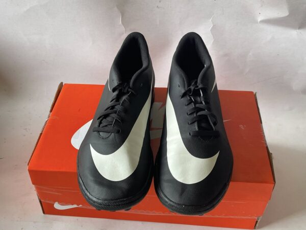 Giày Đá Banh 2hand Hiệu Nike