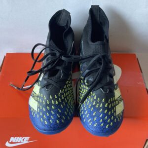 Giày Đá Bóng 2hand Hiệu Adidas