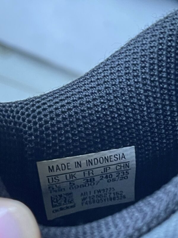 Giày Đá Bóng 2hand Hiệu Adidas