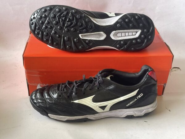 Giày Đá Banh 2hand Hiệu Mizuno