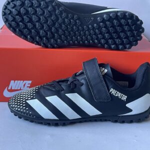 Giày Đá Bóng 2hand Hiệu Adidas