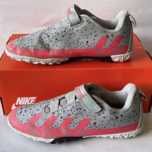 Giày Đá Bóng 2hand