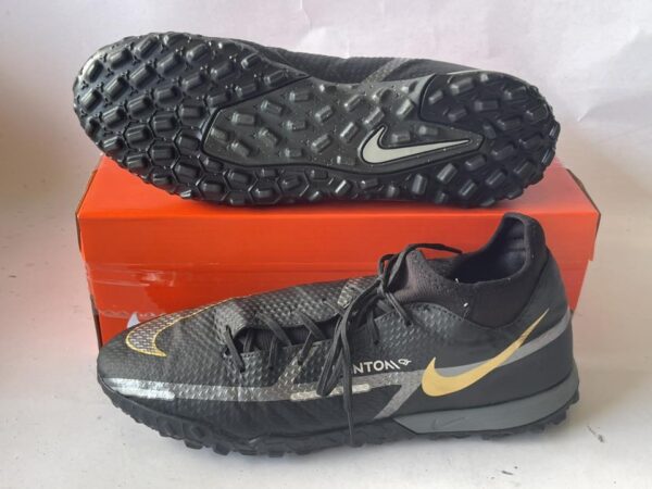Giày Đá Banh 2hand Hiệu Nike