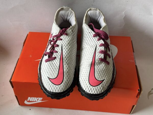 Giày Đá Banh 2hand Hiệu Nike
