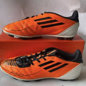 Giày Đá Banh 2hand Hiệu Adidas