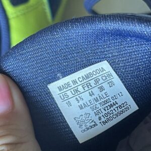 Giày Đá Banh 2hand Hiệu Adidas