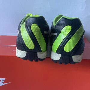 Giày Đá Banh 2hand Hiệu Nike