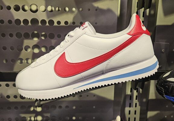 Nike Cortez là chiếc giày mở đường cho dòng Classic của thương hiệu này