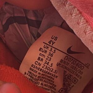 Giày Đá Banh 2hand Hiệu Nike