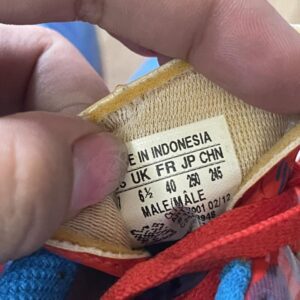 Giày Đá Banh 2hand Hiệu Adidas