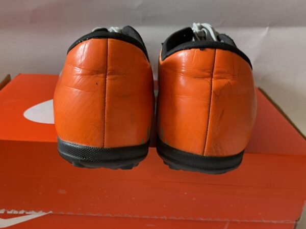 Giày Đá Banh 2hand Hiệu Nike