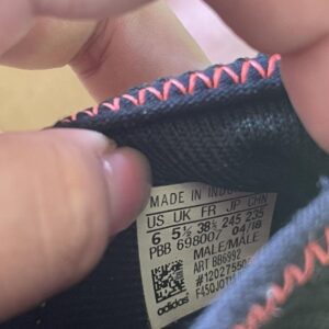 Giày Đá Banh 2hand Hiệu Adidas