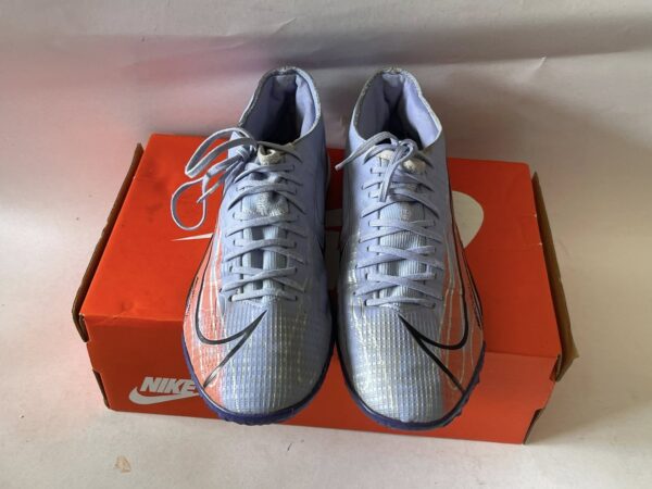 Giày Đá Banh 2hand Hiệu Nike
