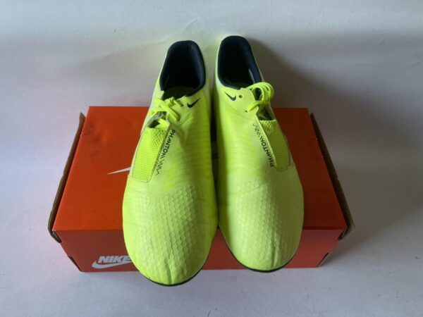 Giày Đá Banh 2hand Hiệu Nike