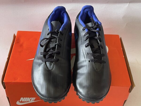 Giày Đá Banh 2hand Hiệu Adidas