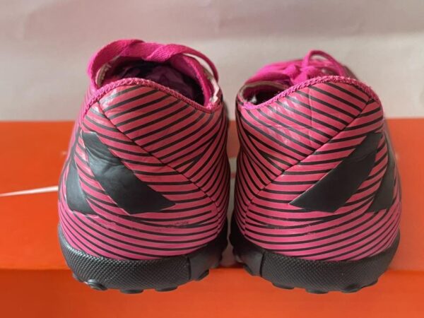 Giày Đá Banh 2hand Hiệu Adidas