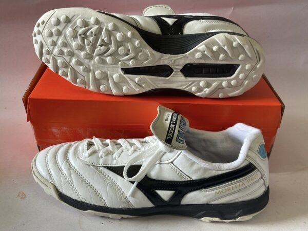 Giày Đá Banh 2hand Hiệu Mizuno