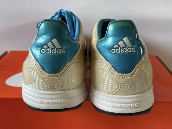 Giày Đá Banh 2hand Hiệu Adidas