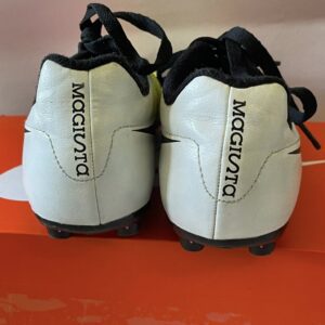 Giày Đá Banh 2hand Hiệu Nike