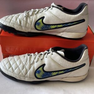 Giày Đá Banh 2hand Hiệu Asics