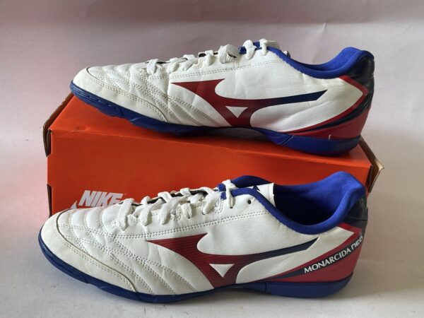 Giày Đá Banh 2hand Hiệu Mizuno