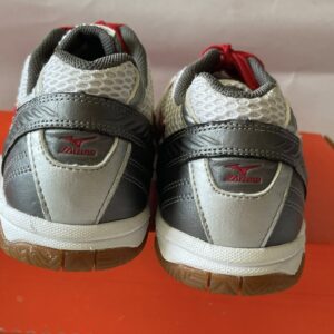 Giày Đá Banh 2hand Hiệu Mizuno