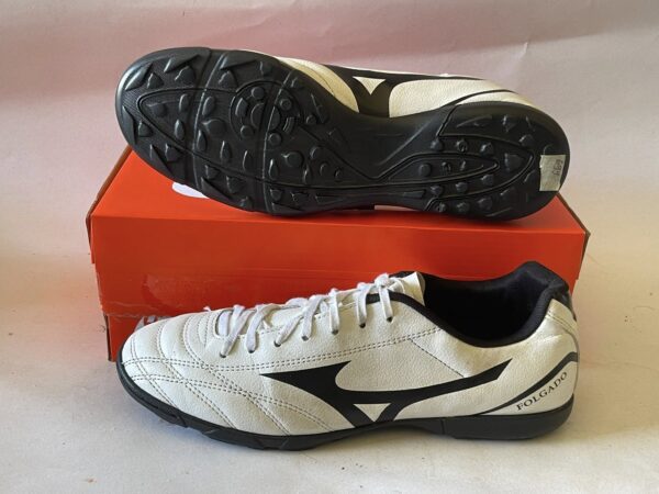 Giày Đá Banh 2hand Hiệu Mizuno