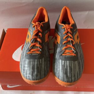 Giày Đá Banh 2hand