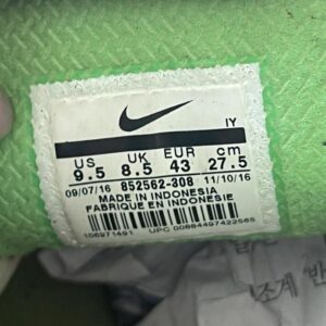 Giày Đá Banh 2hand Hiệu Nike