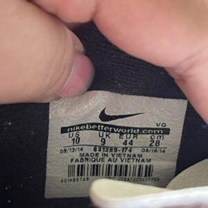 Giày Đá Banh 2hand Hiệu Asics