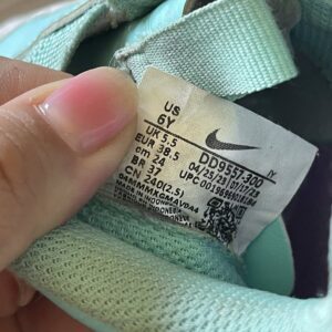 Giày Đá Banh 2hand Hiệu Nike