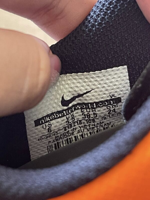 Giày Đá Banh 2hand Hiệu Nike