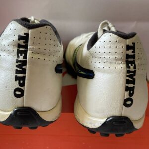 Giày Đá Banh 2hand Hiệu Asics