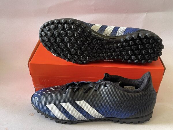Giày Đá Banh 2hand Hiệu Adidas