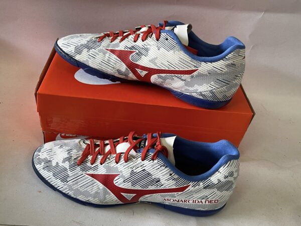 Giày Đá Banh 2hand Hiệu Mizuno