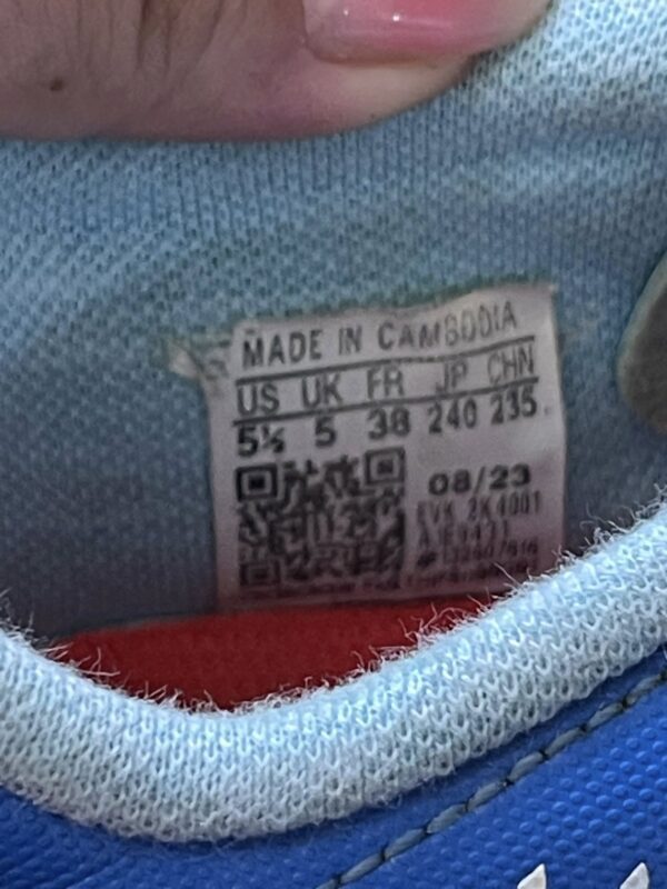 Giày Đá Banh 2hand Hiệu Adidas