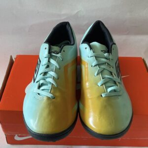 Giày Đá Banh 2hand