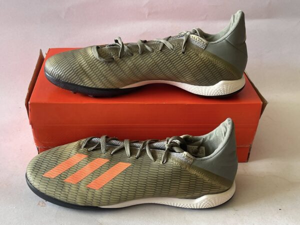 Giày Đá Banh 2hand Hiệu Adidas