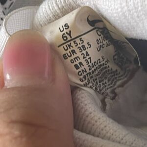 Giày Đá Banh 2hand Hiệu Nike