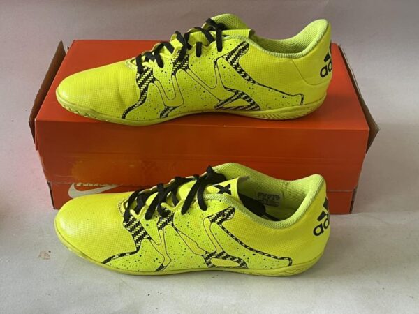Giày Đá Banh 2hand Hiệu Adidas