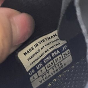 Giày Đá Banh 2hand Hiệu Mizuno