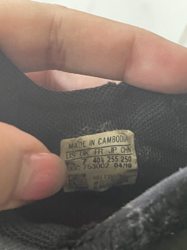 Giày Đá Banh 2hand Hiệu Adidas