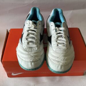 Giày Đá Banh 2hand Hiệu Mizuno