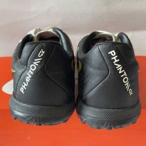 Giày Đá Banh 2hand Hiệu Nike