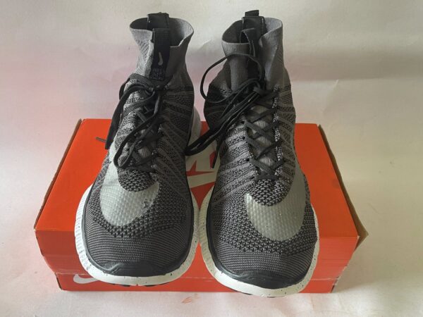 Giày Thể Thao 2hand Hiệu Nike