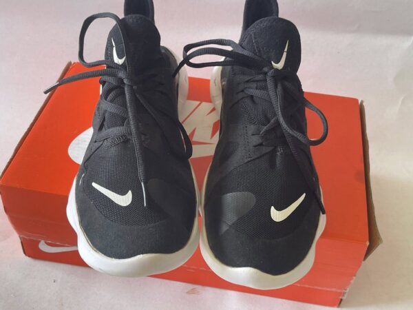 Giày Thể Thao 2hand Hiệu Nike