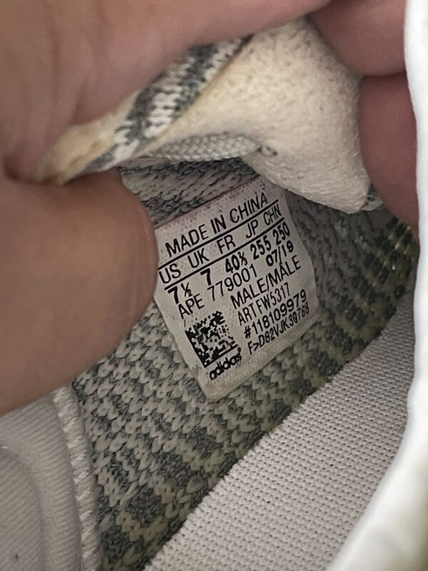 Giày Thể Thao 2hand Hiệu Adidas