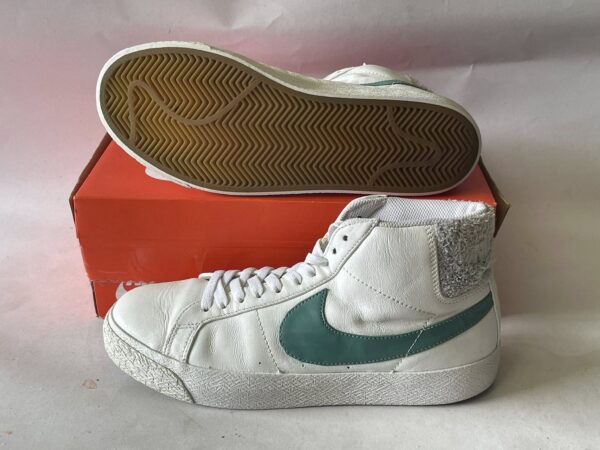 Giày Thể Thao 2hand Hiệu Nike