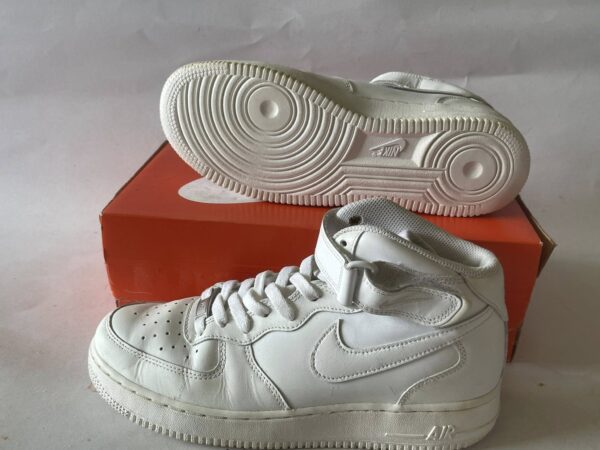 Giày Thể Thao 2hand Hiệu Nike