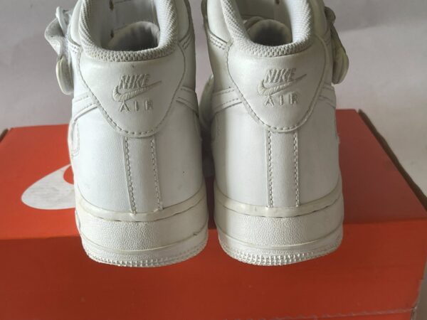 Giày Thể Thao 2hand Hiệu Nike